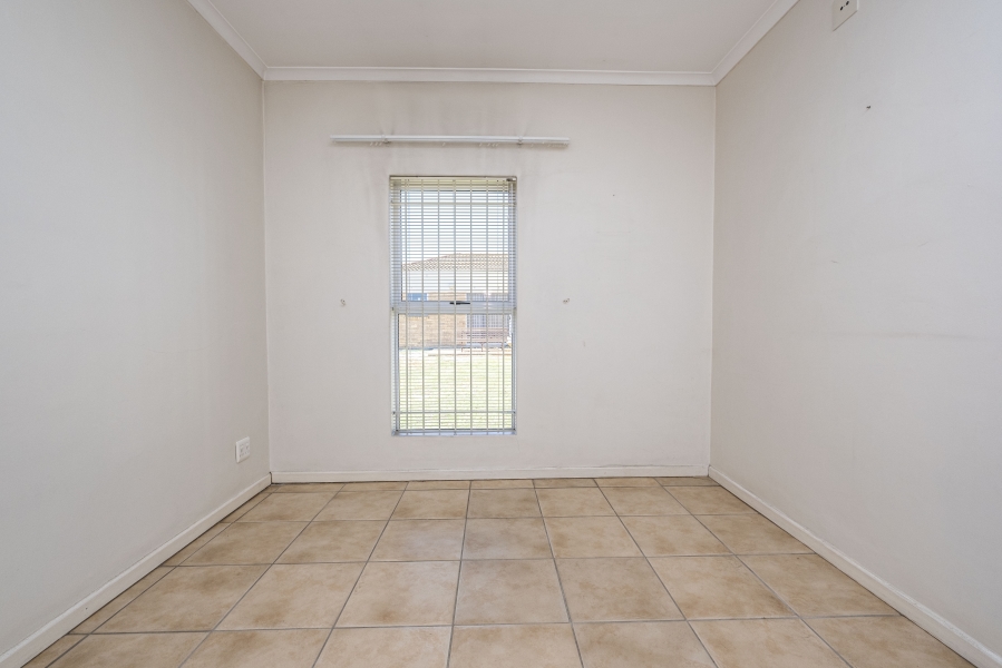 1 Bedroom Property for Sale in Protea Heights Western Cape